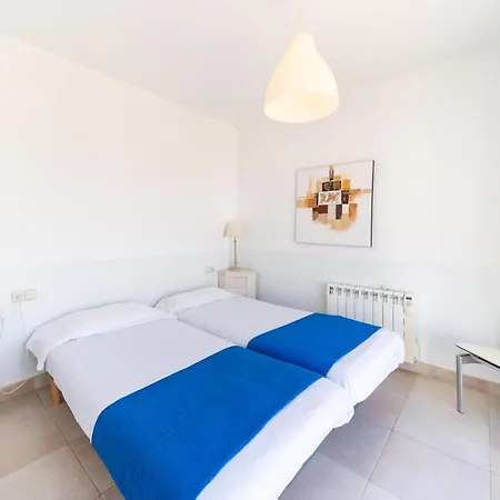 Isabelle Villa L'Escala